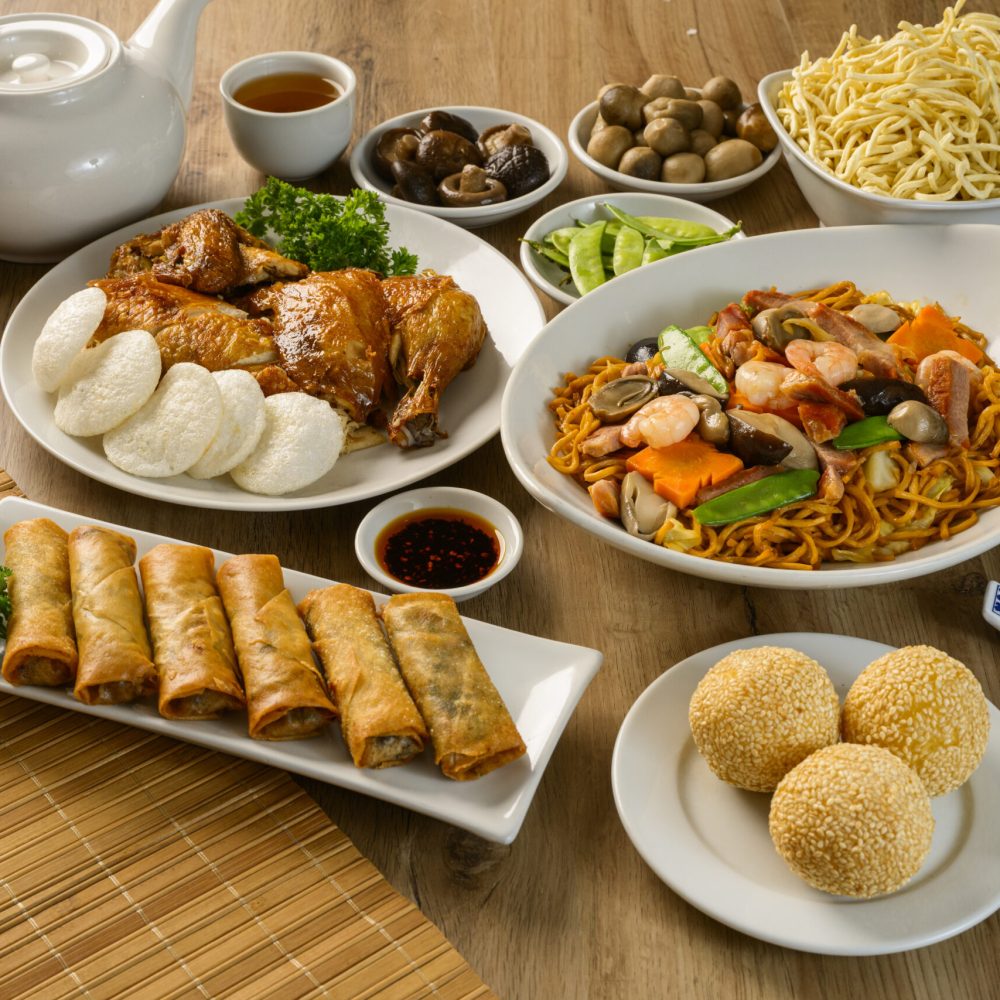 _LUK0258_GOLDEN FRIED CHICKEN (HALF)_BDAY NOODLES_SPRING ROLLS_BUCHI